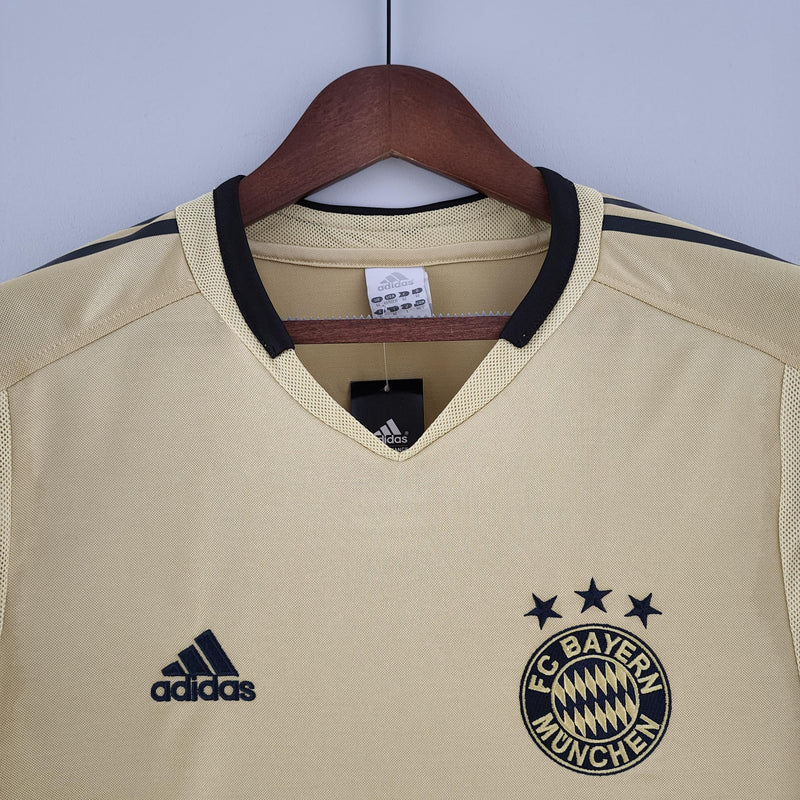 BAYERN MUNICH I 2004 MAN (RETRO) - MMS SPORTS