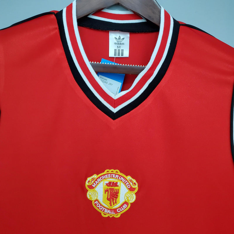 MANCHESTER UNITED I 1985 MAN (RETRO) - MMS SPORTS