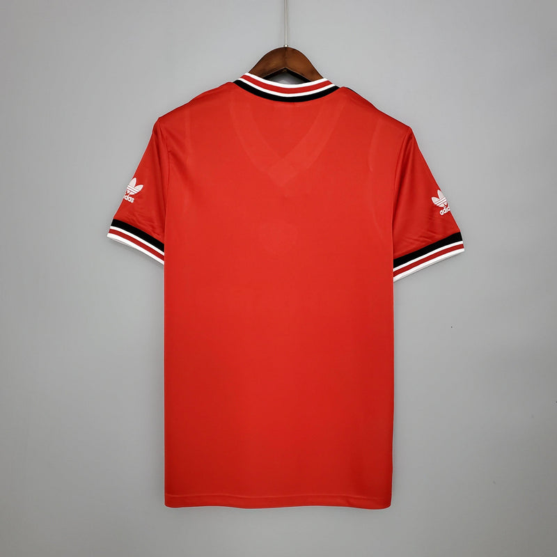 MANCHESTER UNITED I 1985 MAN (RETRO) - MMS SPORTS