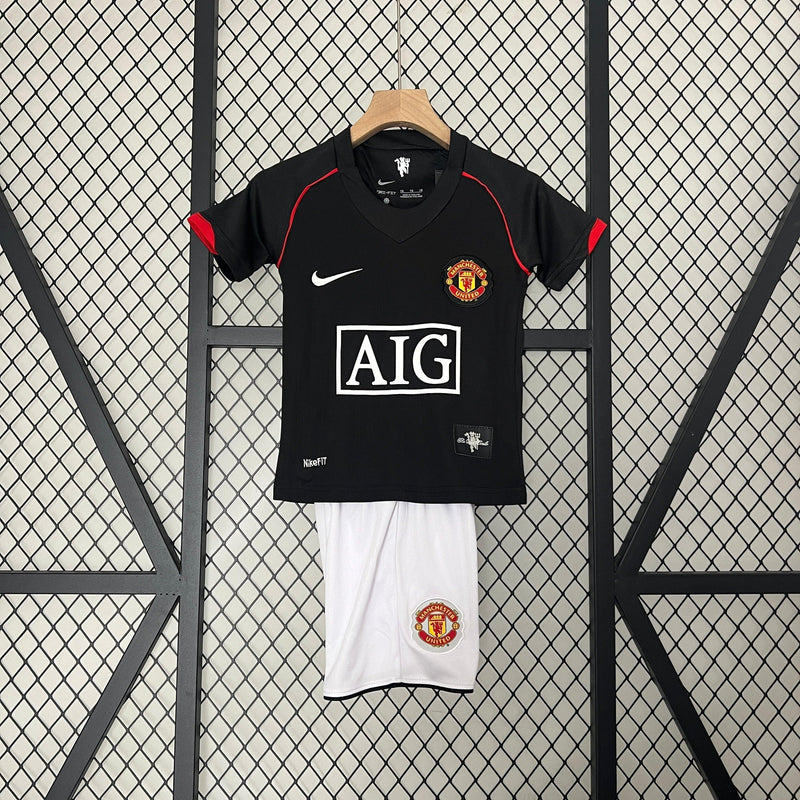 MANCHESTER UNITED BLACK 07/08 CHILDREN'S SET (RETRO) - MMS SPORTS