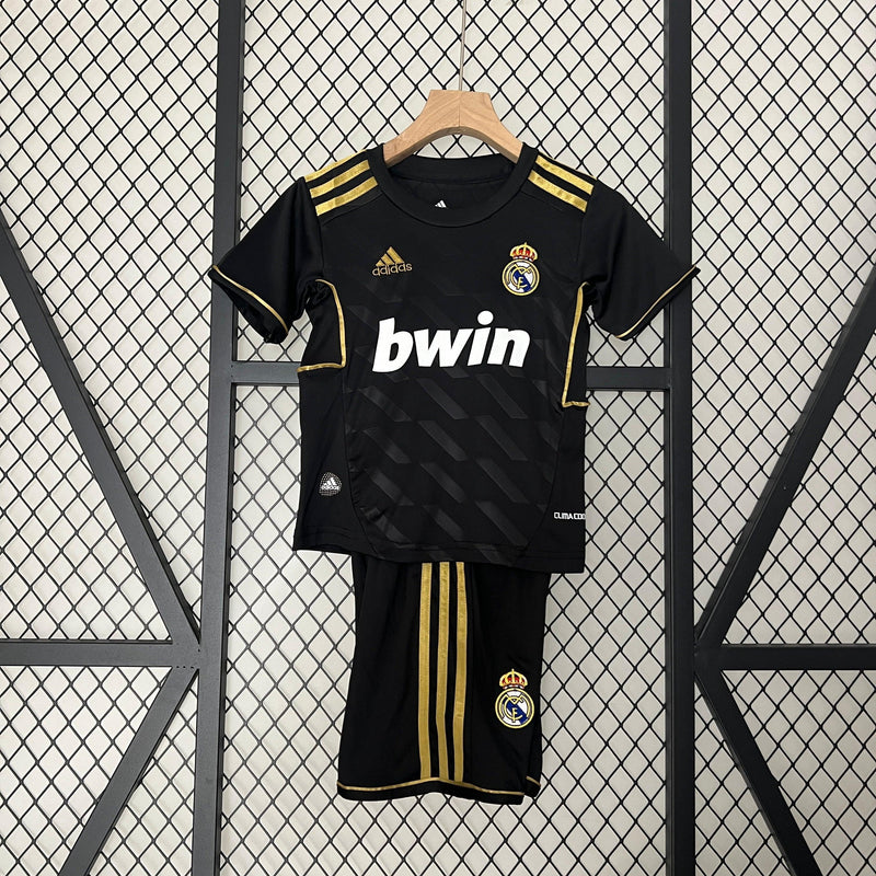 REAL MADRID II 11/12 CHILDREN'S SET (RETRO) - MMS SPORTS